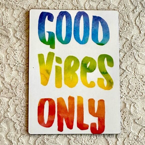 Colorful 'Good Vibes Only' Magnet - Picture 4 of 4